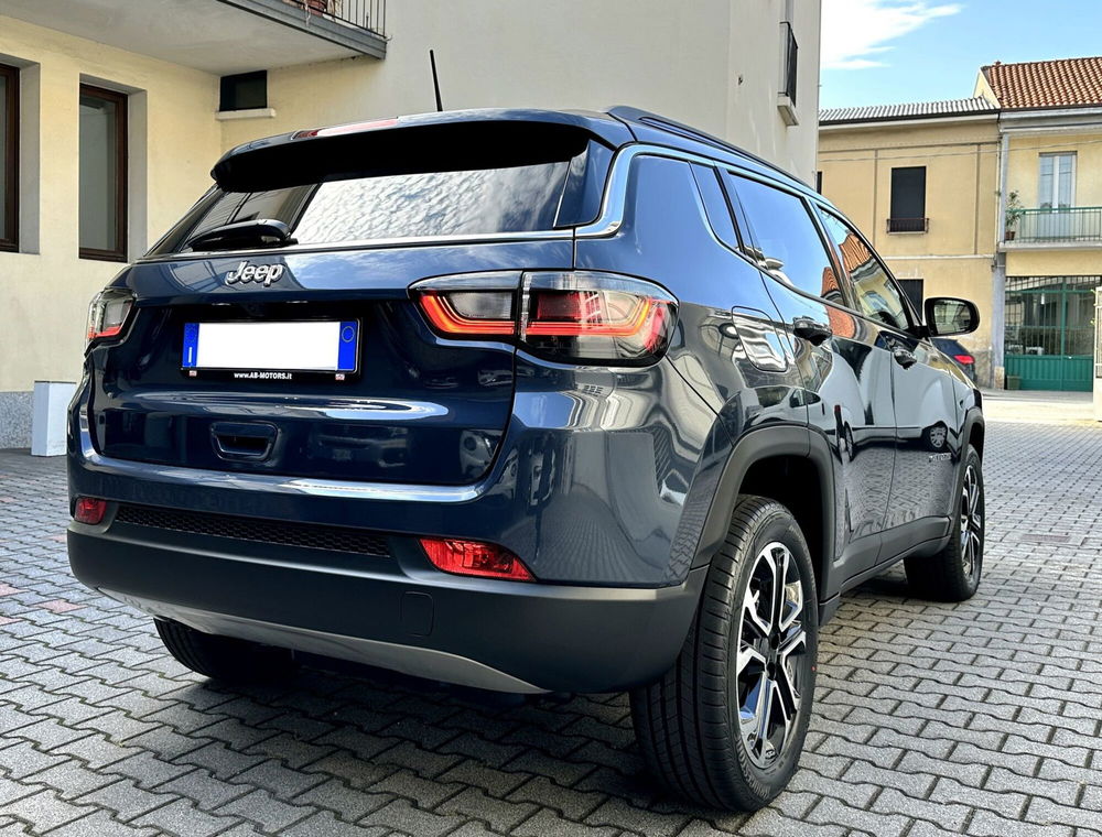 Jeep Compass nuova a Varese (6)