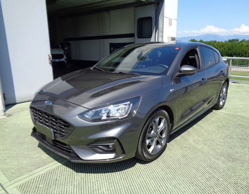 Ford Focus 1.0 EcoBoost 125 CV Start&Stop ST Line del 2020 usata a Belluno