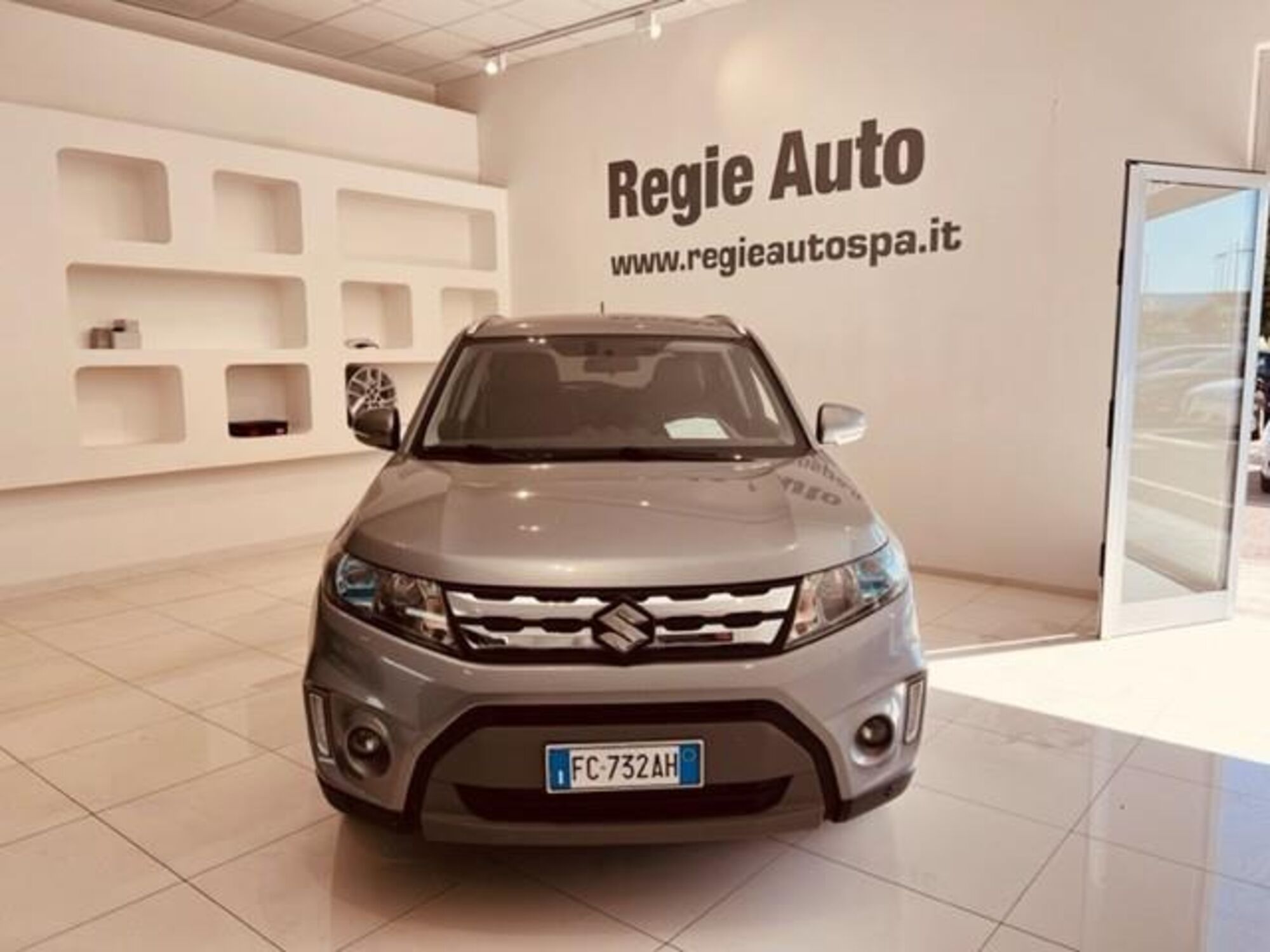 Suzuki Vitara 1.6 DDiS 4WD AllGrip DCT Yoru del 2016 usata a Viterbo