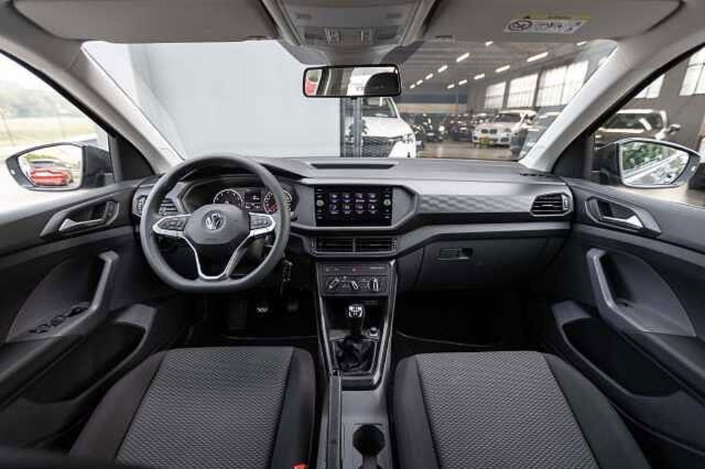 Volkswagen T-Cross usata a Treviso (8)