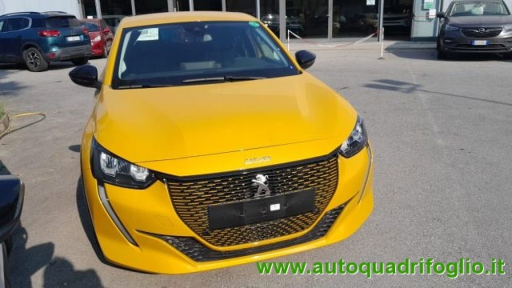 Peugeot 208 nuova a Savona (4)