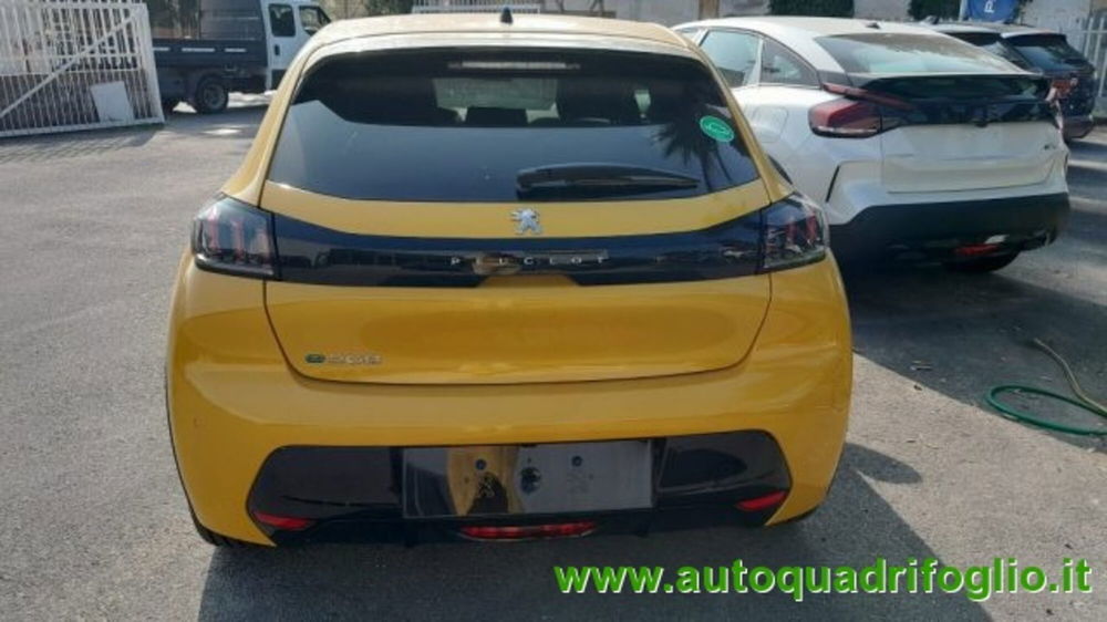 Peugeot 208 nuova a Savona (7)