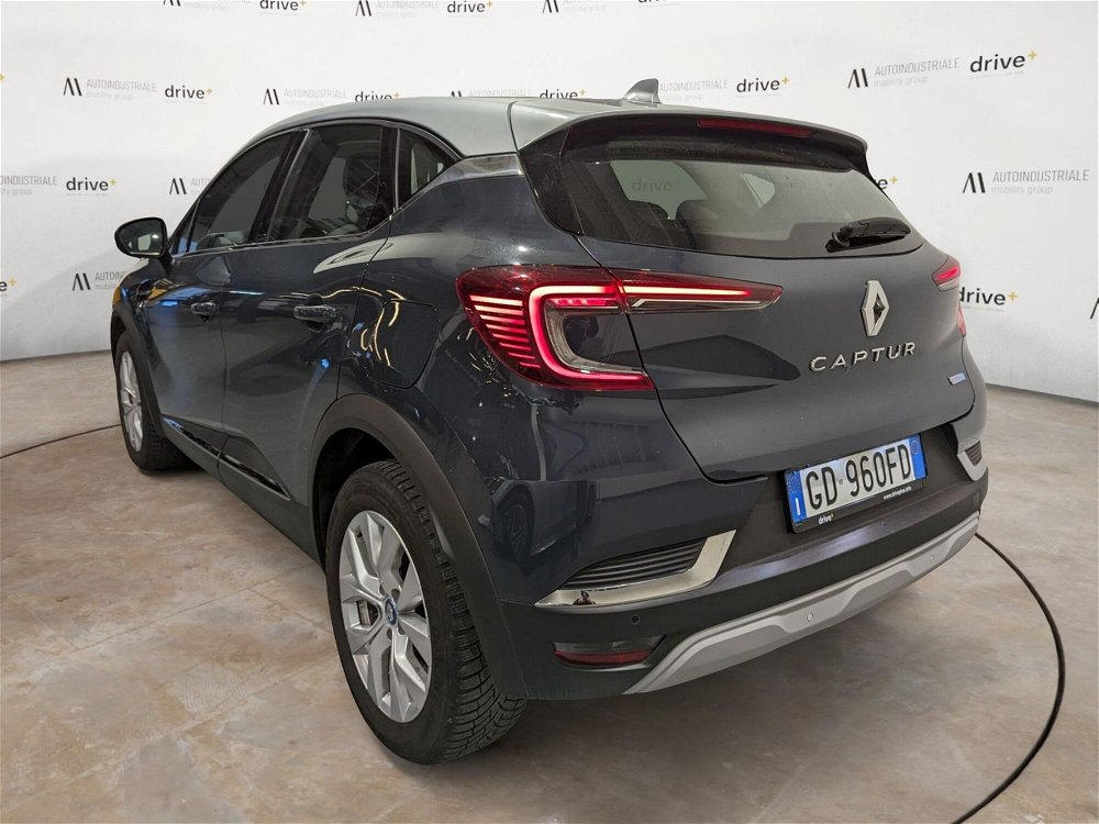 Renault Captur Plug-in Hybrid E-Tech 160 CV Intens  del 2021 usata a Trento (3)