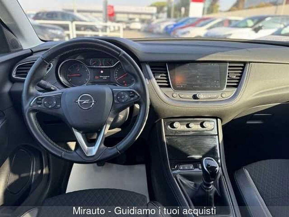 Opel Grandland X usata a Roma (15)