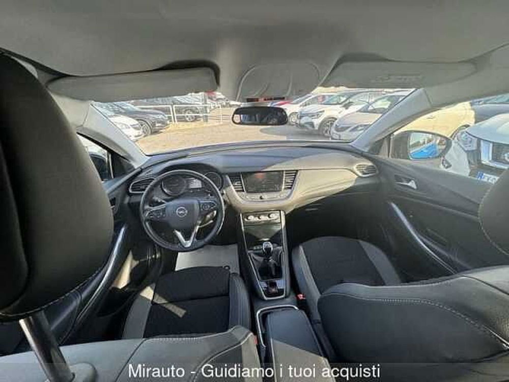 Opel Grandland X usata a Roma (16)