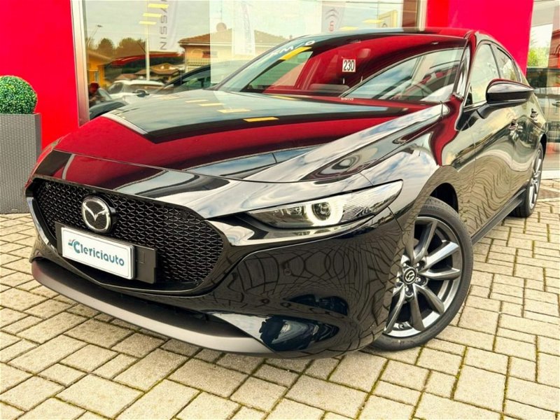 Mazda Mazda3 2.0 Skyactiv-G Exceed nuova a Lurate Caccivio