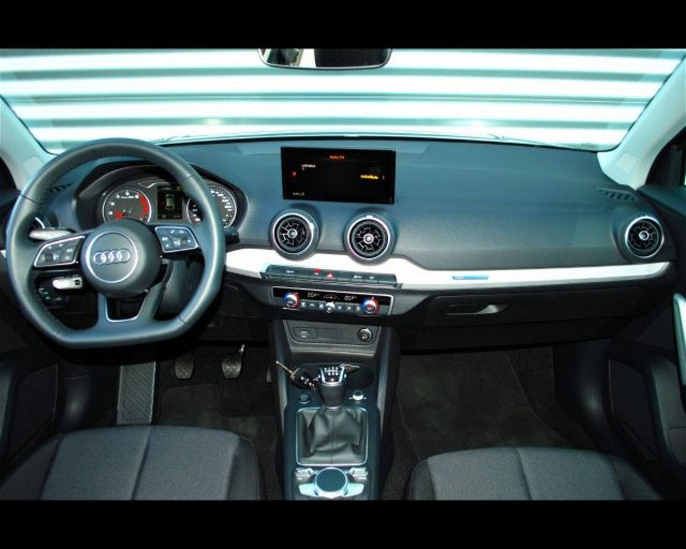Audi Q2 Q2 30 TFSI Admired Advanced nuova a Conegliano (3)