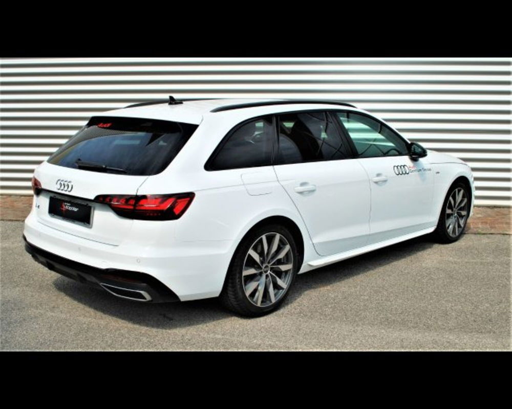 Audi A4 Avant 2.0 TDI ultra 163CV Business  del 2022 usata a Conegliano (2)