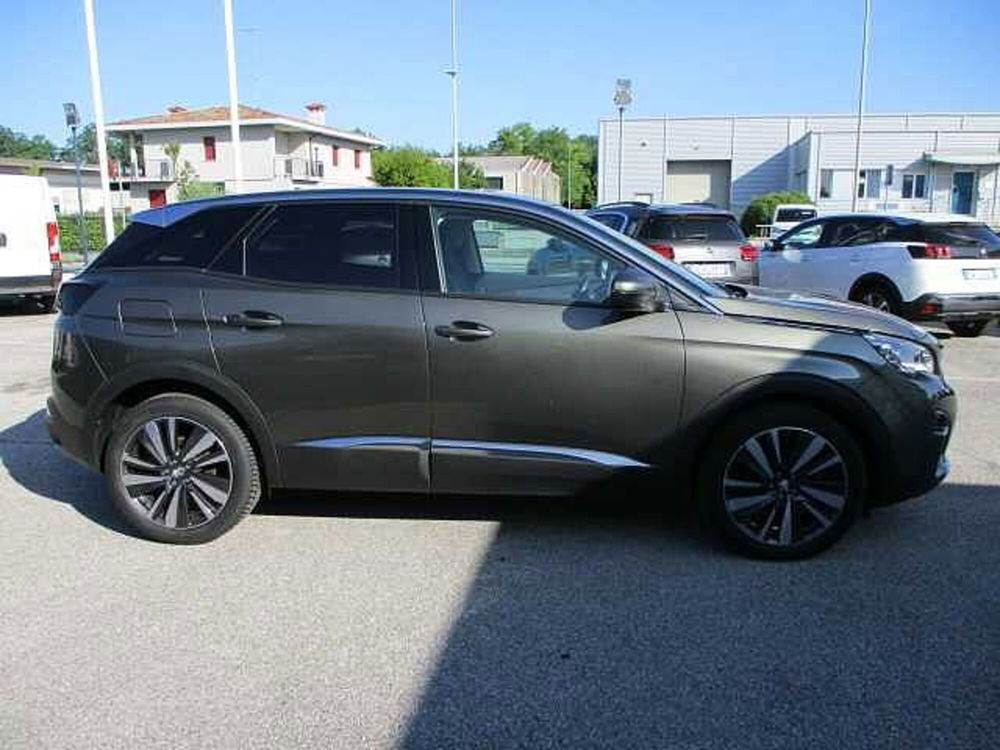 Peugeot 3008 PureTech Turbo 130 S&S Allure  del 2019 usata a Castelfranco Veneto (4)