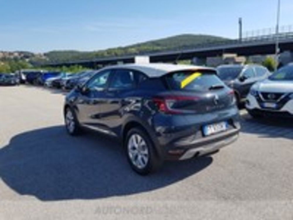 Renault Captur Blue dCi 95 CV Zen  del 2020 usata a Pordenone (3)