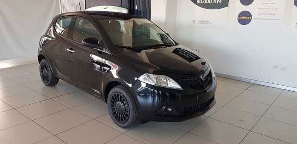 Lancia Ypsilon 1.0 FireFly 5 porte S&S Hybrid Ecochic Silver  nuova a Pordenone