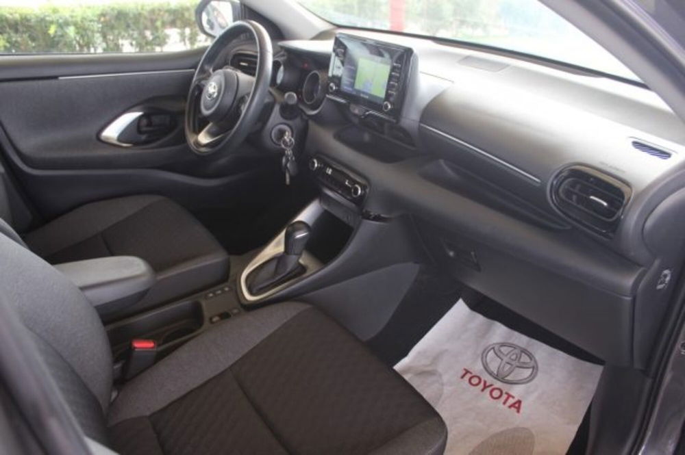 Toyota Yaris usata a Roma (6)