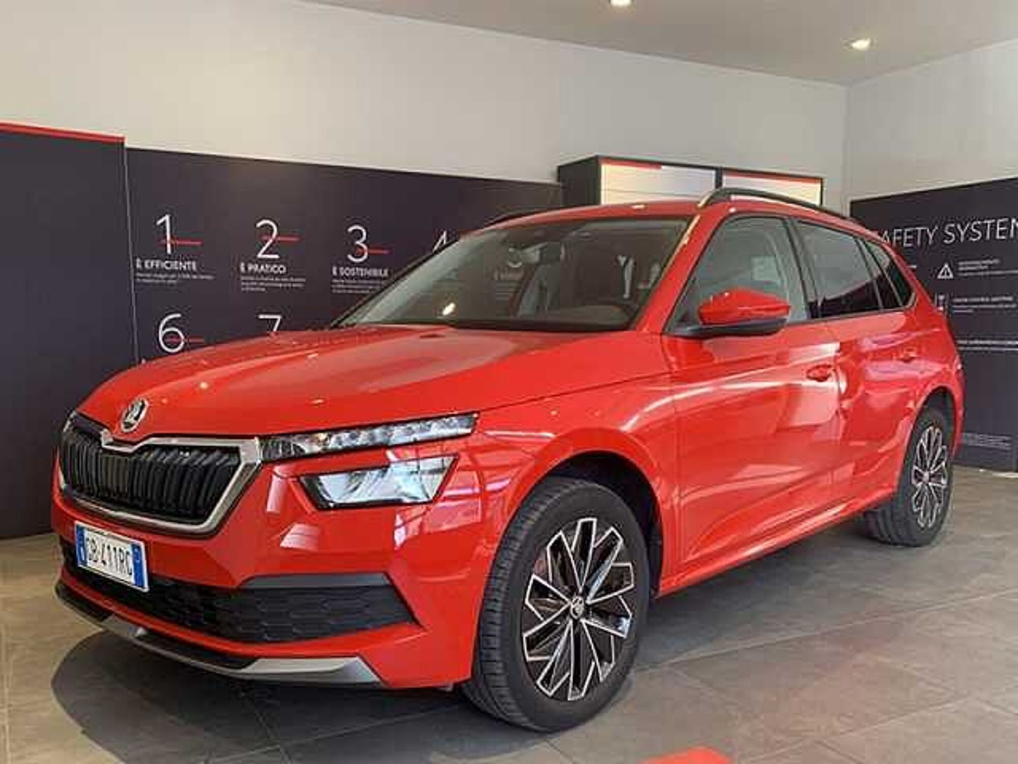 Skoda Kamiq 1.0 TSI Ambition del 2020 usata a Rende