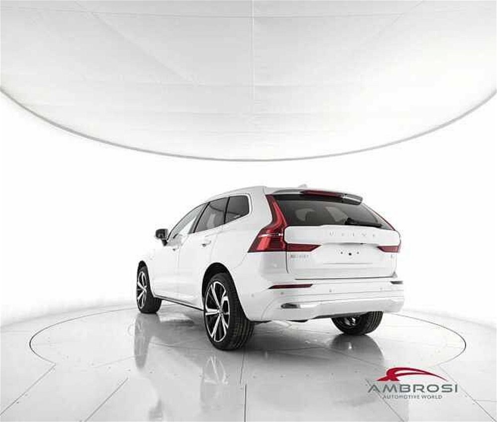 Volvo V90 T6 Recharge AWD Plug-in Hybrid Inscription  nuova a Corciano (4)