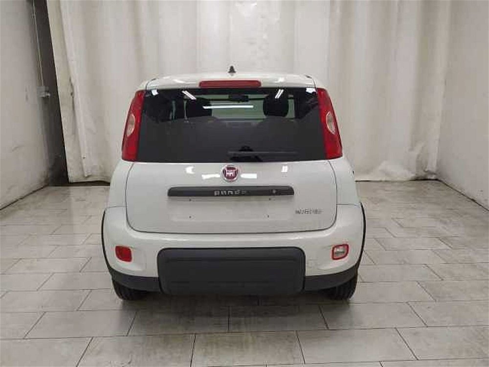 Fiat Panda 1.0 GSE S&S Hybrid Easy Van 4 posti nuova a Cuneo (5)