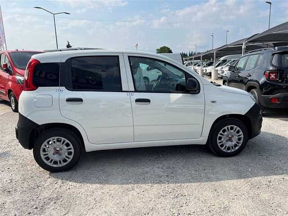 Fiat Panda 1.0 GSE S&S Hybrid Pop Van 2 posti  nuova a Cuneo (4)