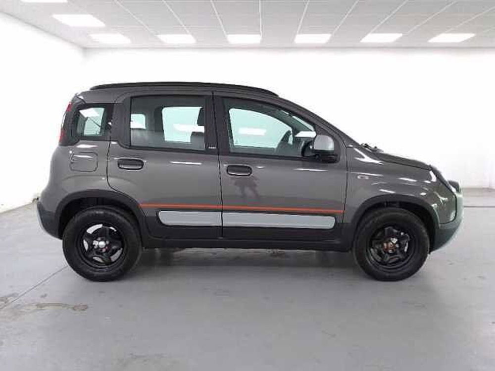 Fiat Panda 1.0 firefly hybrid s&s 70cv 5p.ti nuova a Cuneo (4)