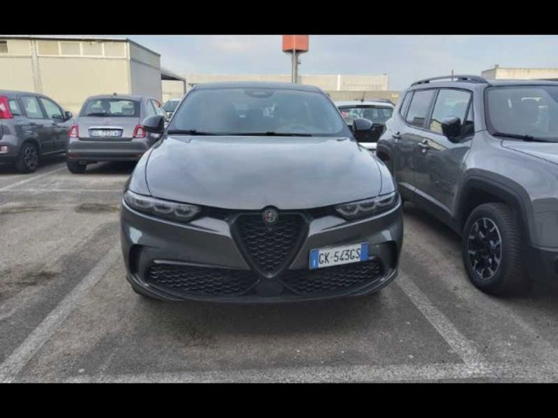 Alfa Romeo Tonale 1.3 phev Veloce Q4 280cv at6 del 2023 usata a Surbo