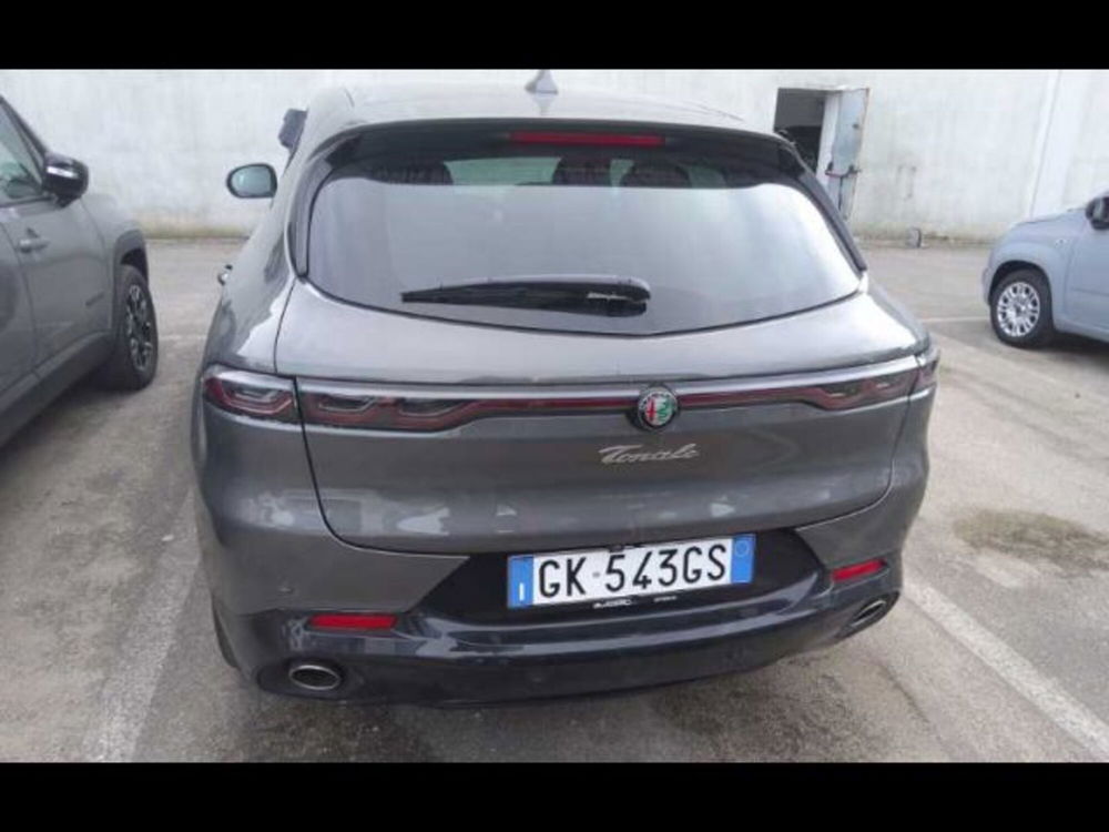 Alfa Romeo Tonale usata a Lecce (5)