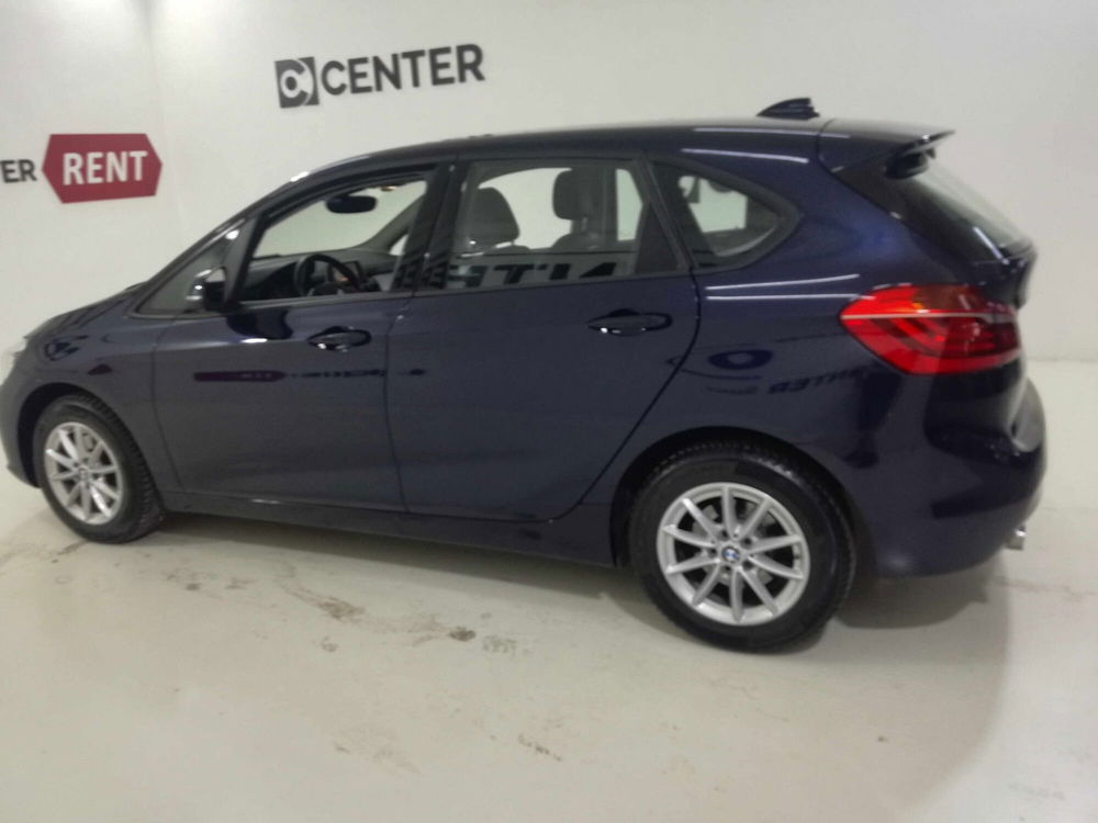 BMW Serie 2 Active Tourer 218d  Luxury  del 2015 usata a Salerno (3)