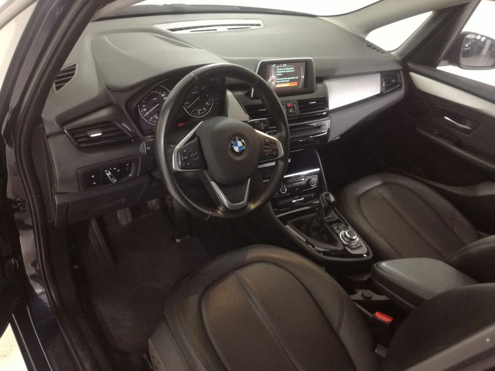 BMW Serie 2 Active Tourer usata a Salerno (7)