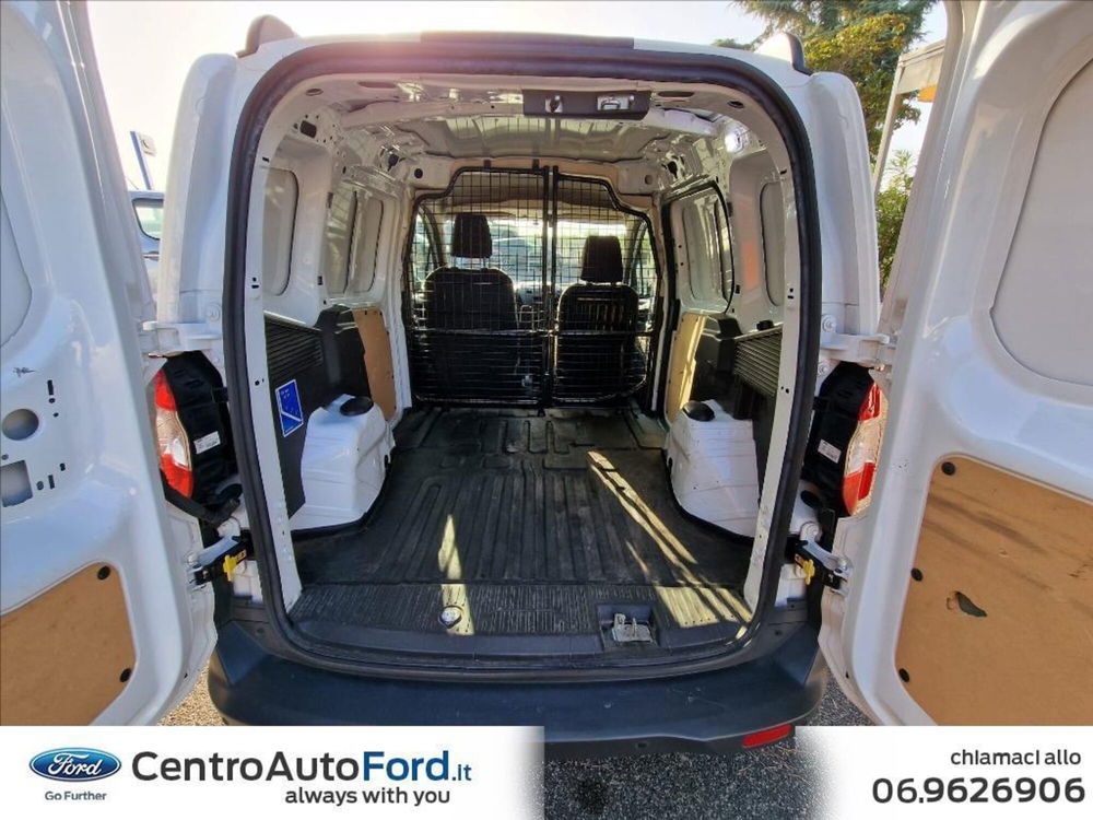 Ford Transit Courier usata a Roma (12)