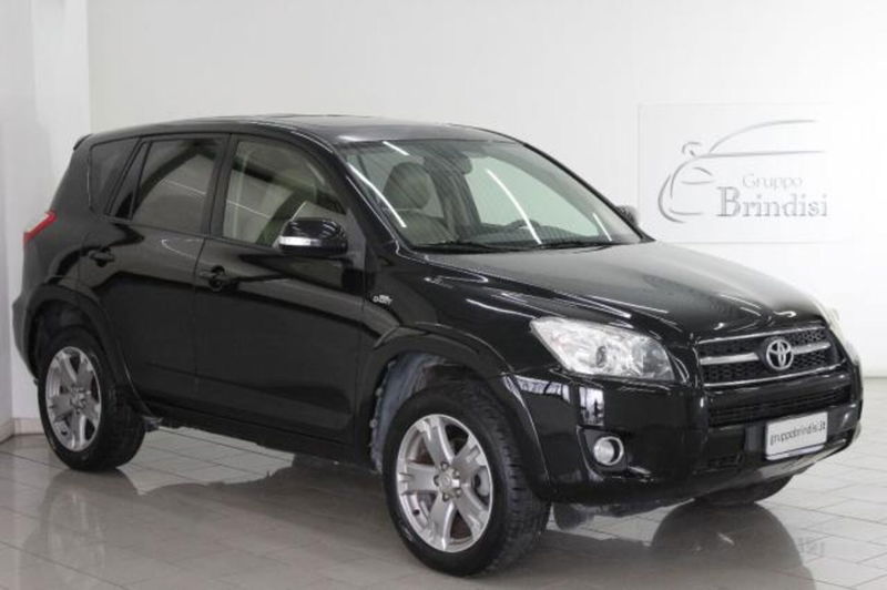 Toyota Rav4 2.2 D-Cat A/T 150 CV Executive del 2009 usata a Potenza