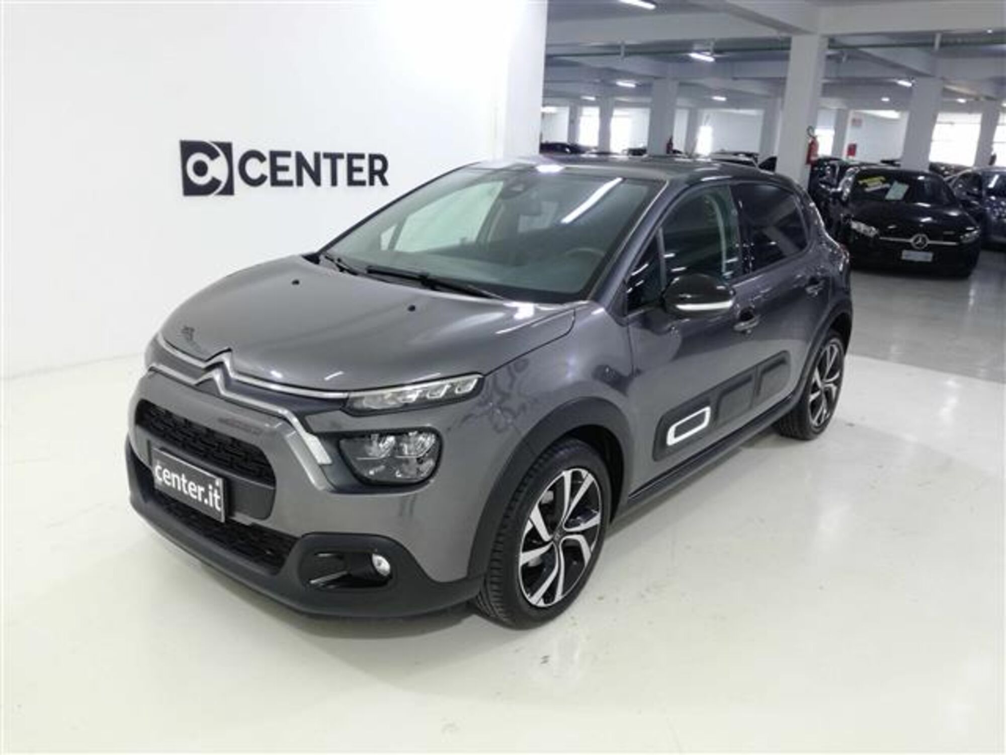 Citroen C3 BlueHDi 100 S&amp;S Shine  del 2022 usata a Napoli