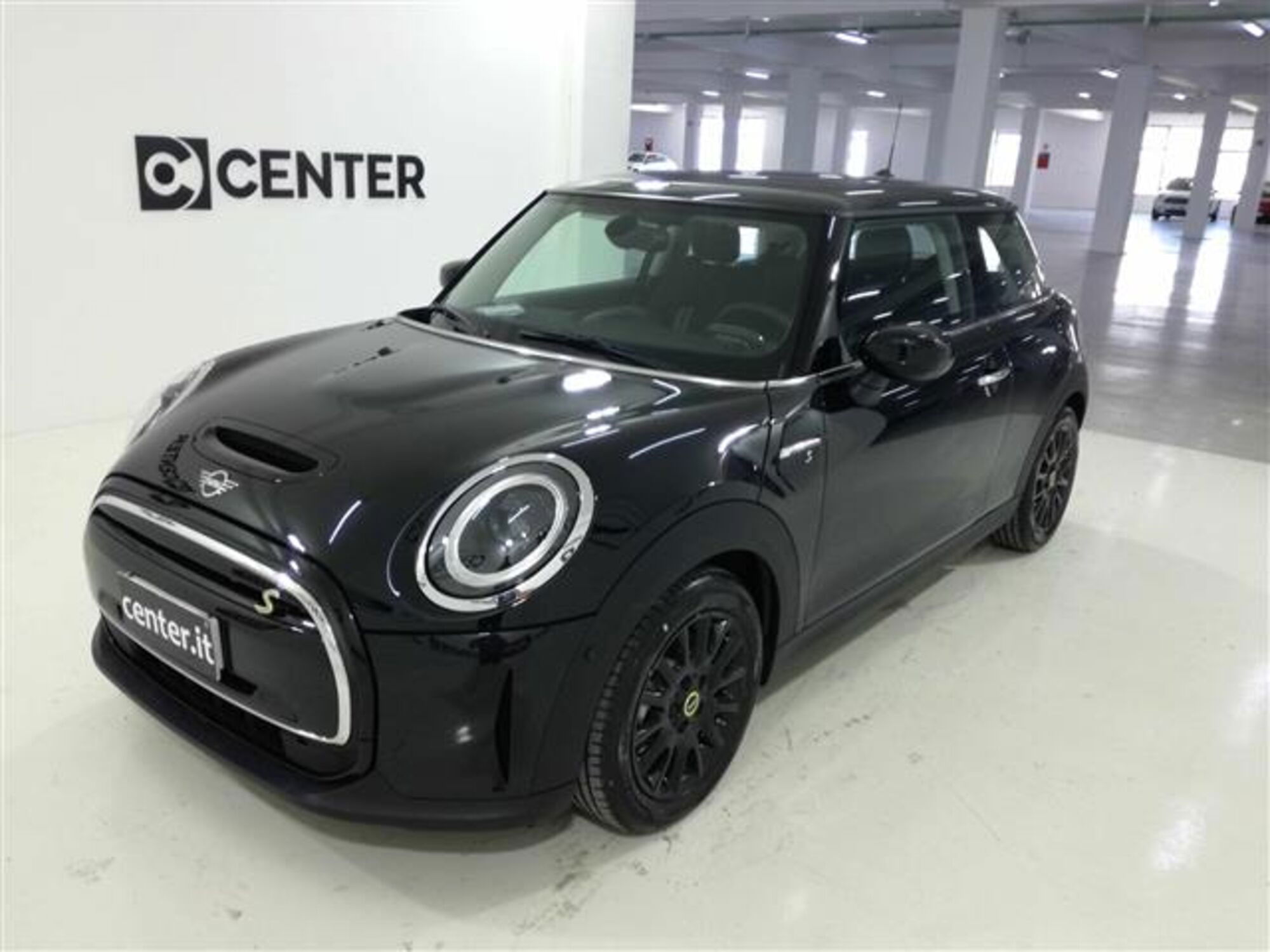 MINI Mini Cooper SE Electric  nuova a Napoli