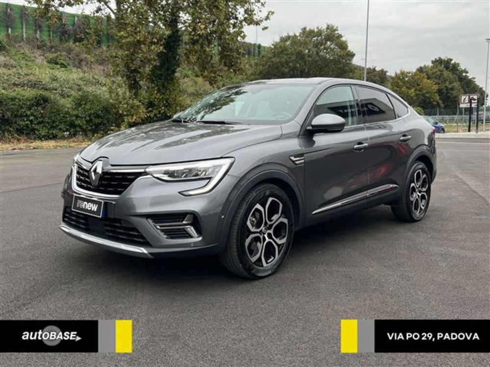 Renault Arkana E-Tech 145 CV R.S. Line  del 2021 usata a Albignasego (3)