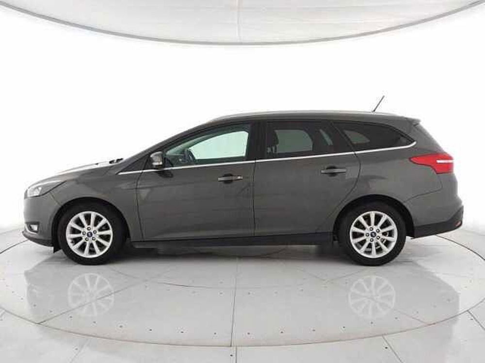 Ford Focus Station Wagon usata a Torino (8)