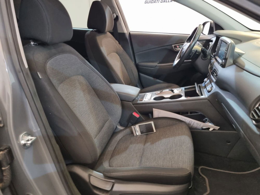 Hyundai Kona usata a Pistoia (11)