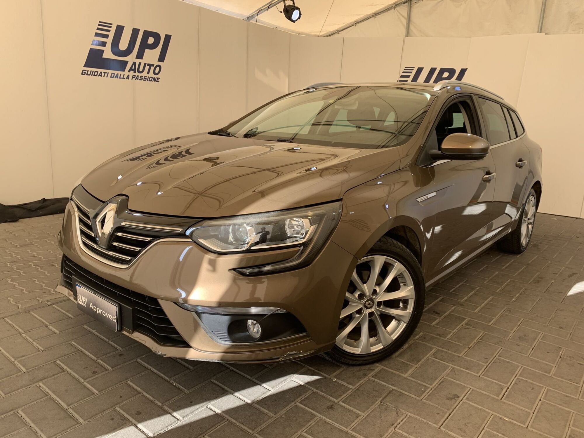 Renault M&eacute;gane Sporter dCi 8V 110 CV Energy Zen  del 2017 usata a Pistoia