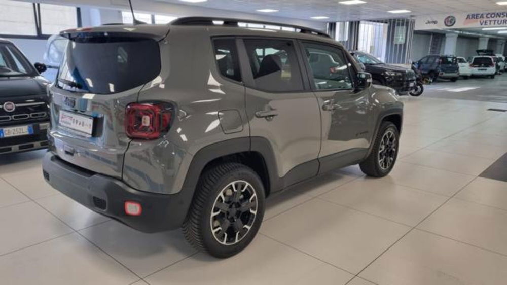 Jeep Renegade nuova a Aosta (13)