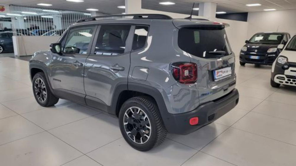 Jeep Renegade nuova a Aosta (14)