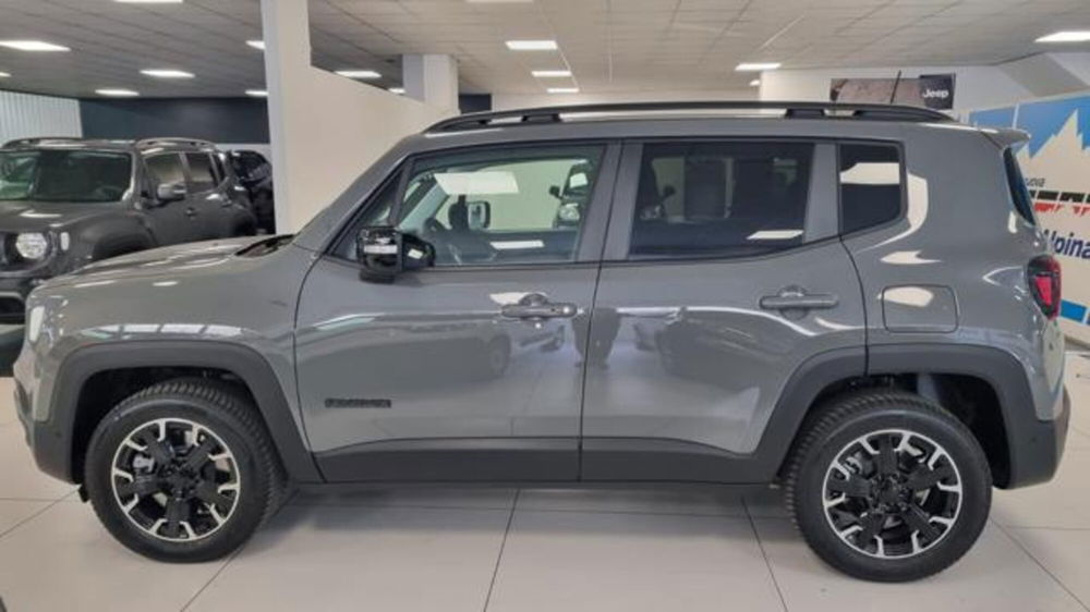 Jeep Renegade nuova a Aosta (7)