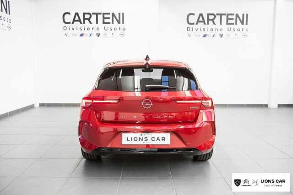 Opel Astra 1.6 Hybrid 180 CV AT8 Elegance nuova a Lodi (4)