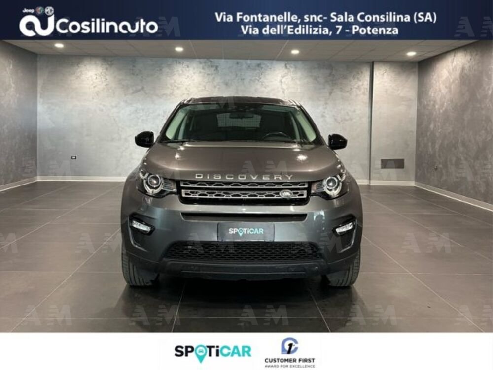 Land Rover Discovery Sport 2.0 TD4 150 CV HSE Luxury  del 2019 usata a Sala Consilina (2)