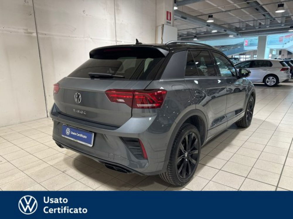 Volkswagen T-Roc 2.0 tdi R-Line 115cv del 2023 usata a Arzignano (4)