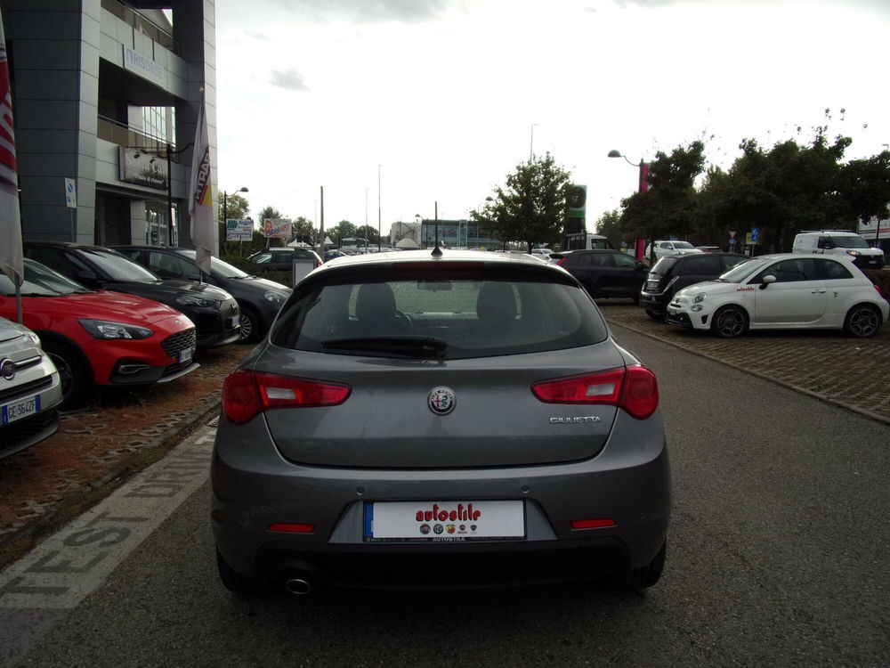 Alfa Romeo Giulietta usata a Reggio Emilia (7)