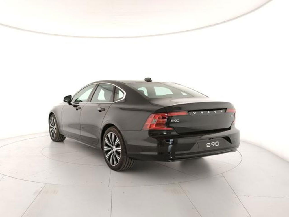 Volvo S90 B5 (d) AWD automatico Core nuova a Modena (3)