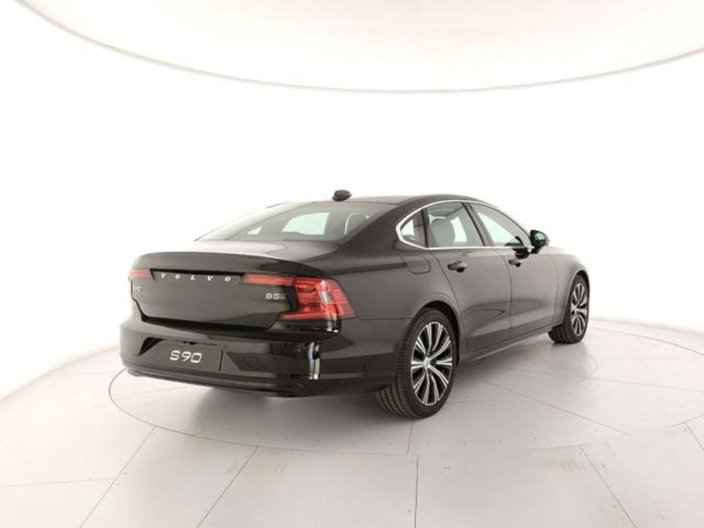 Volvo S90 B5 (d) AWD automatico Core nuova a Modena (5)