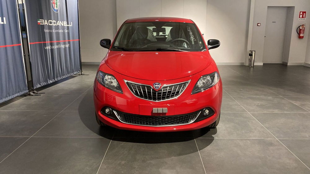 Lancia Ypsilon nuova a Bergamo (6)