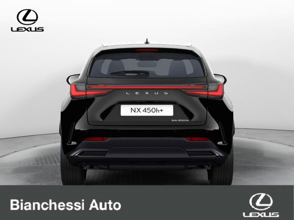 Lexus NX nuova a Cremona (3)