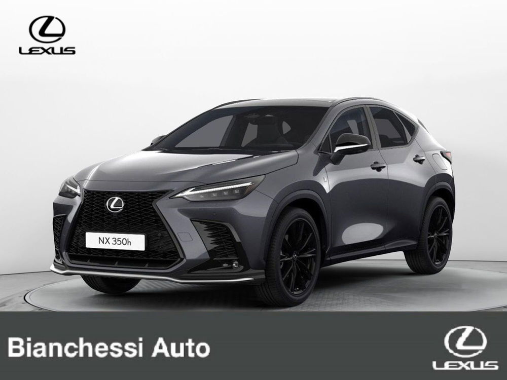 Lexus NX nuova a Cremona