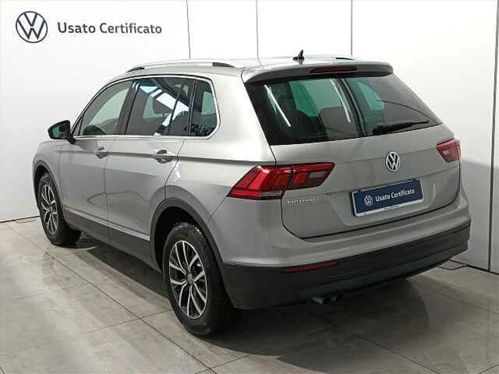 Volkswagen Tiguan 2.0 TDI 150CV 4MOTION DSG Sport & Style BMT del 2019 usata a Brivio (3)