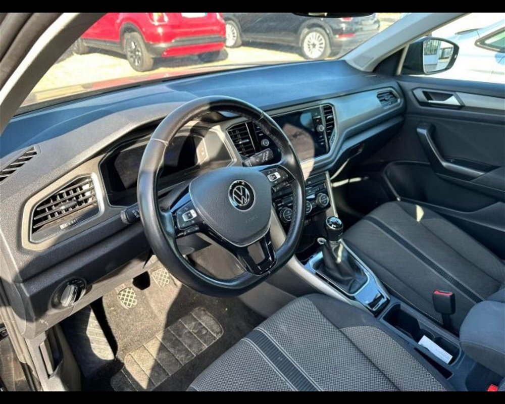 Volkswagen T-Roc 2.0 TDI SCR Business BlueMotion Technology del 2021 usata a Castenaso (5)