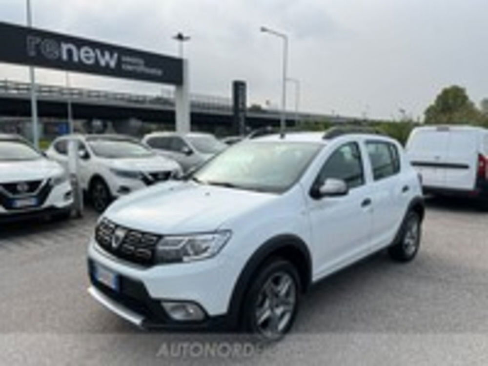 Dacia Sandero Stepway 0.9 TCe 90 CV Comfort  del 2020 usata a Pordenone