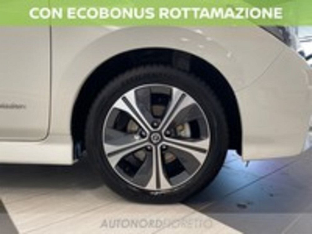 Nissan Leaf 3.ZERO 40kWh del 2019 usata a Pordenone (4)