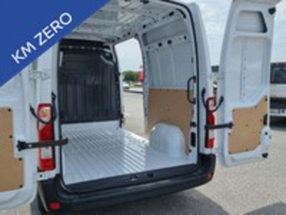 Renault Master Furgone nuova a Pordenone (11)